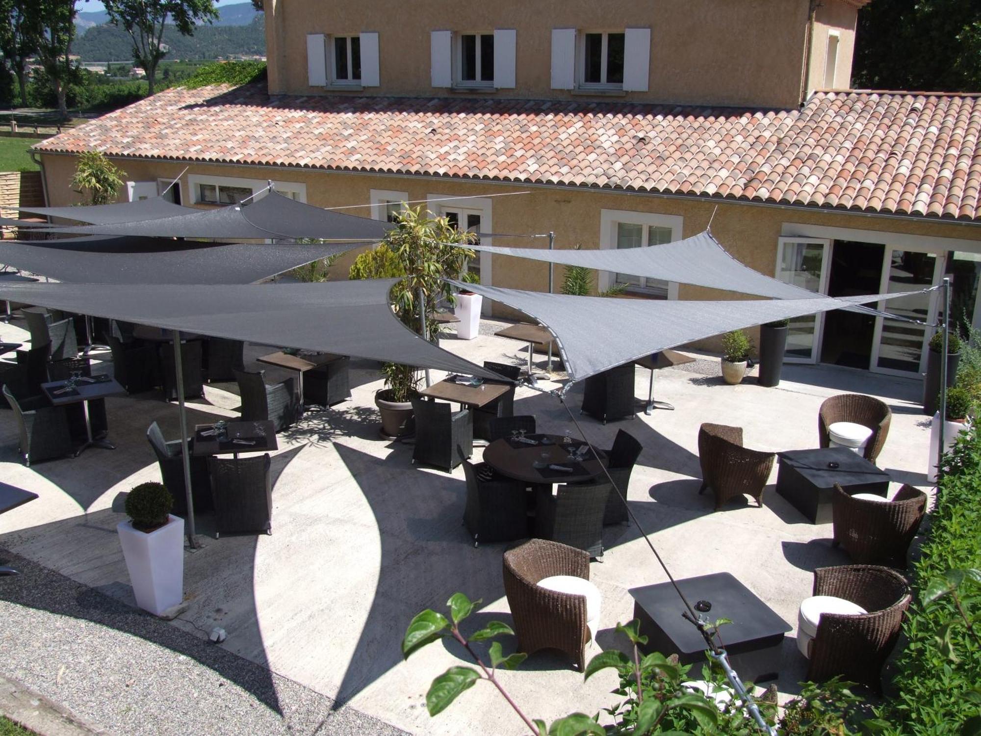 Logis Hotel La Magnanerie - Cote Bistro Aubignosc Екстер'єр фото