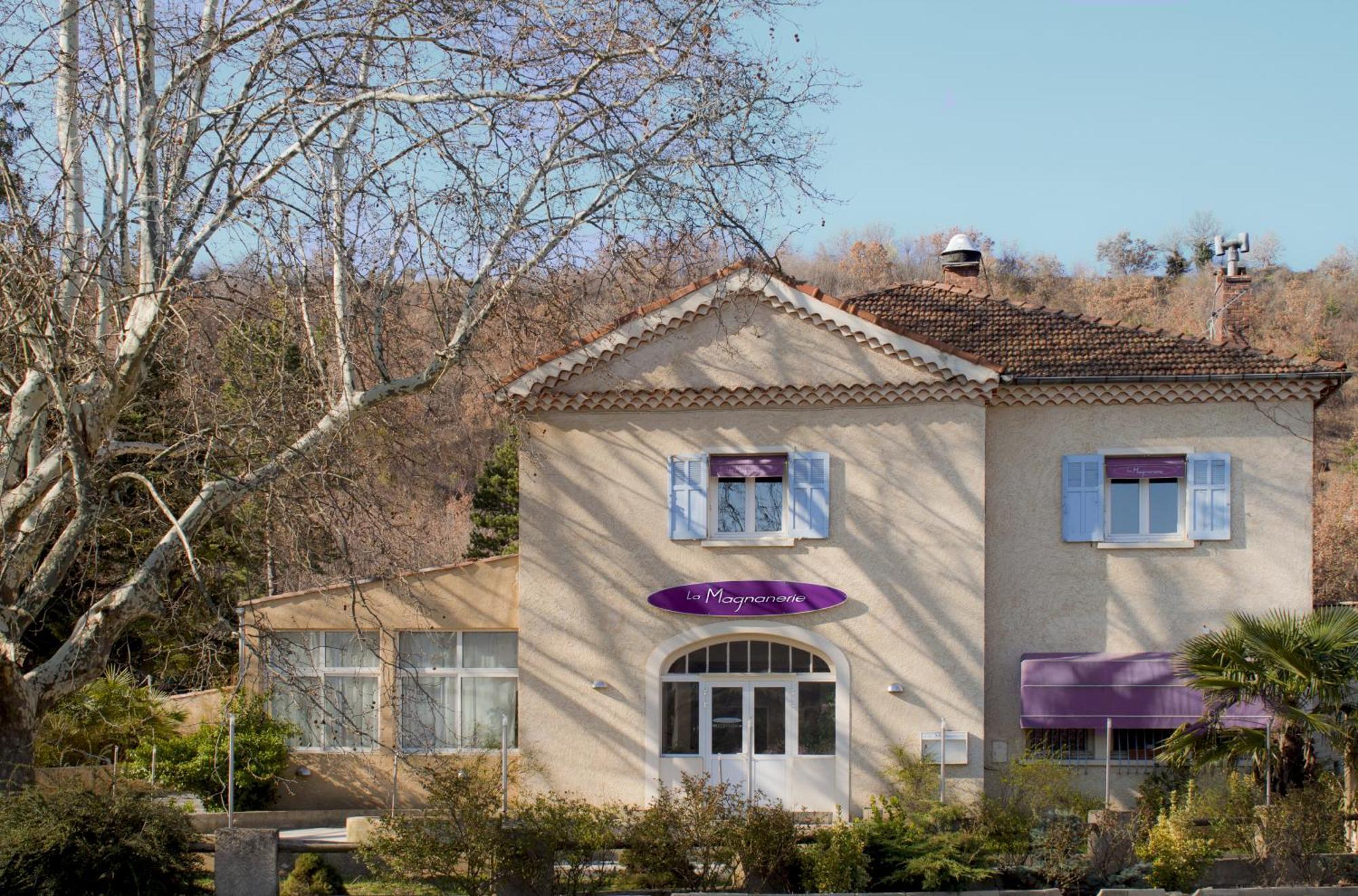 Logis Hotel La Magnanerie - Cote Bistro Aubignosc Екстер'єр фото