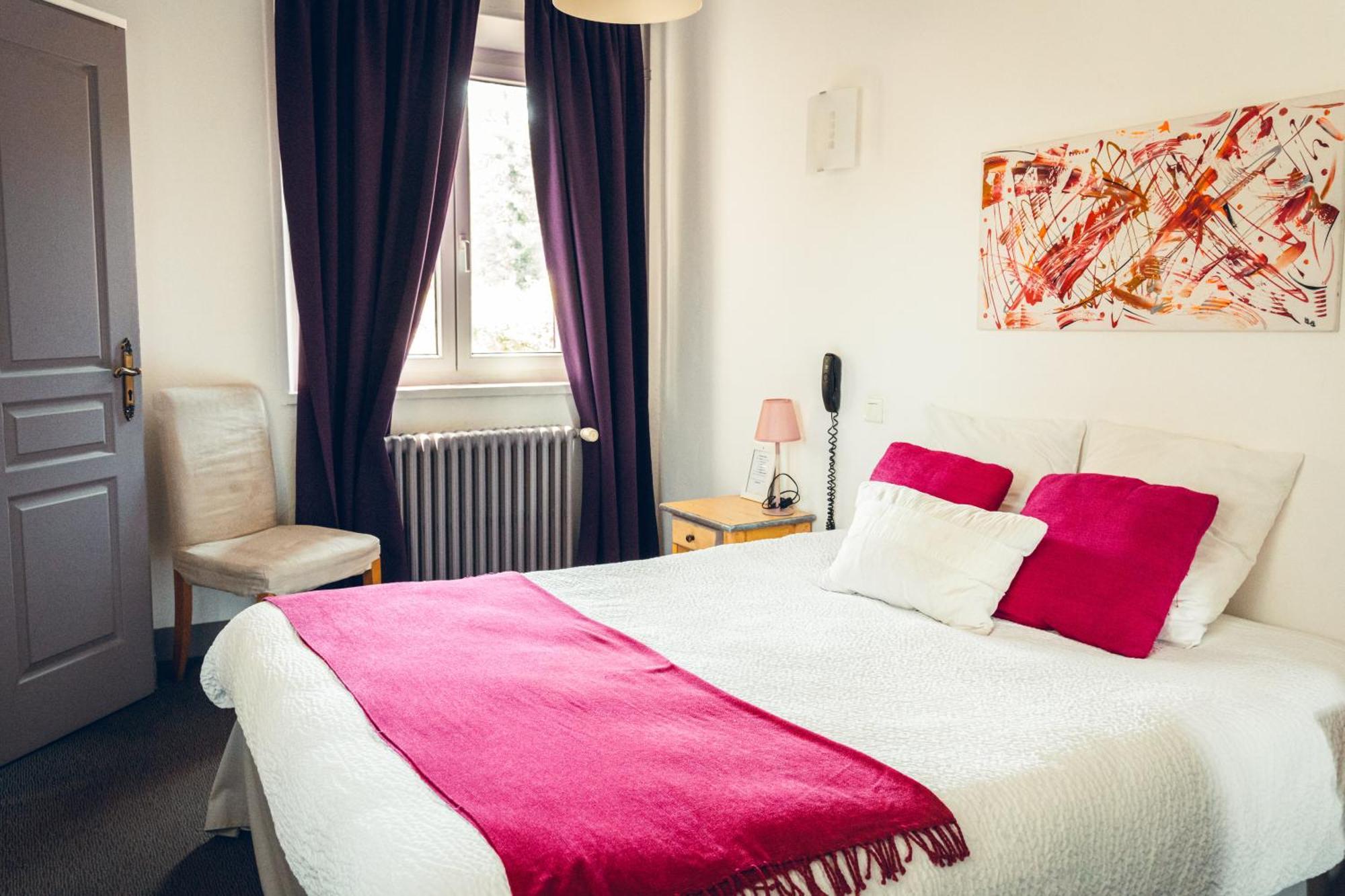 Logis Hotel La Magnanerie - Cote Bistro Aubignosc Екстер'єр фото