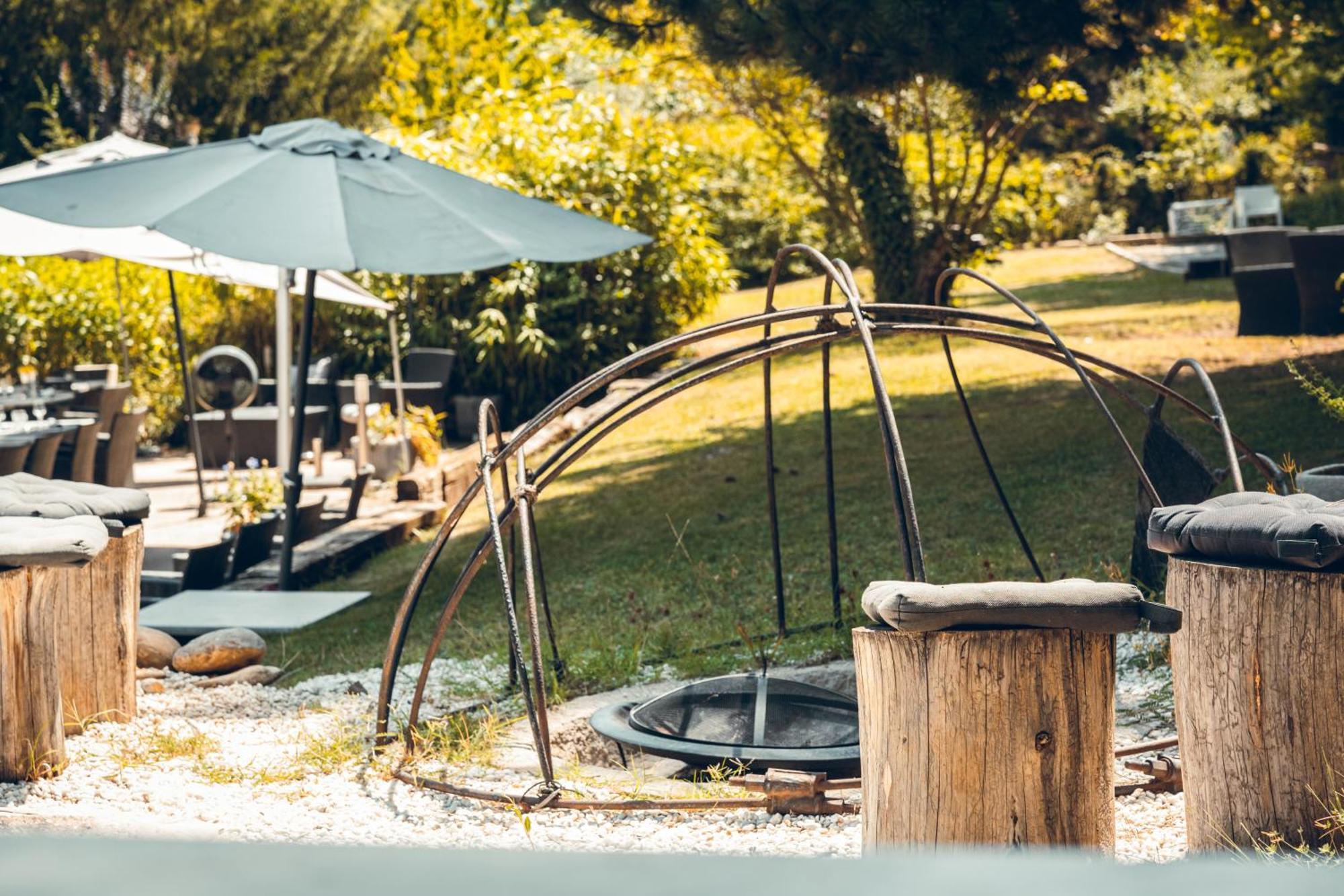 Logis Hotel La Magnanerie - Cote Bistro Aubignosc Екстер'єр фото